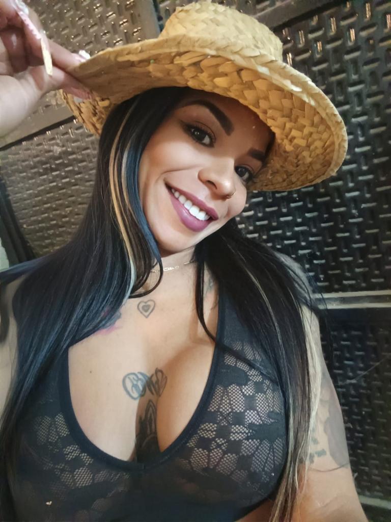 Chica busca chico en Granada: 