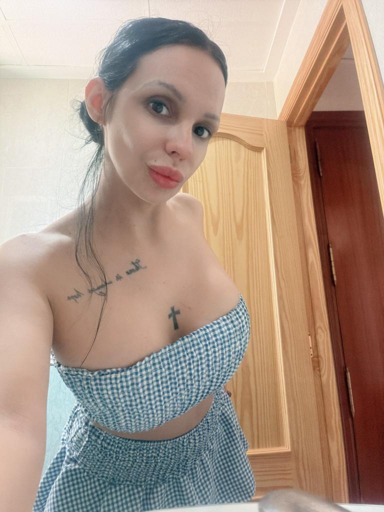Chica busca chico en Alicante: 