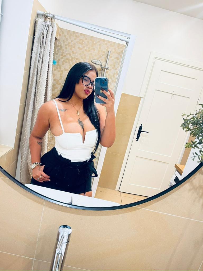 Chica busca chico en Málaga: 