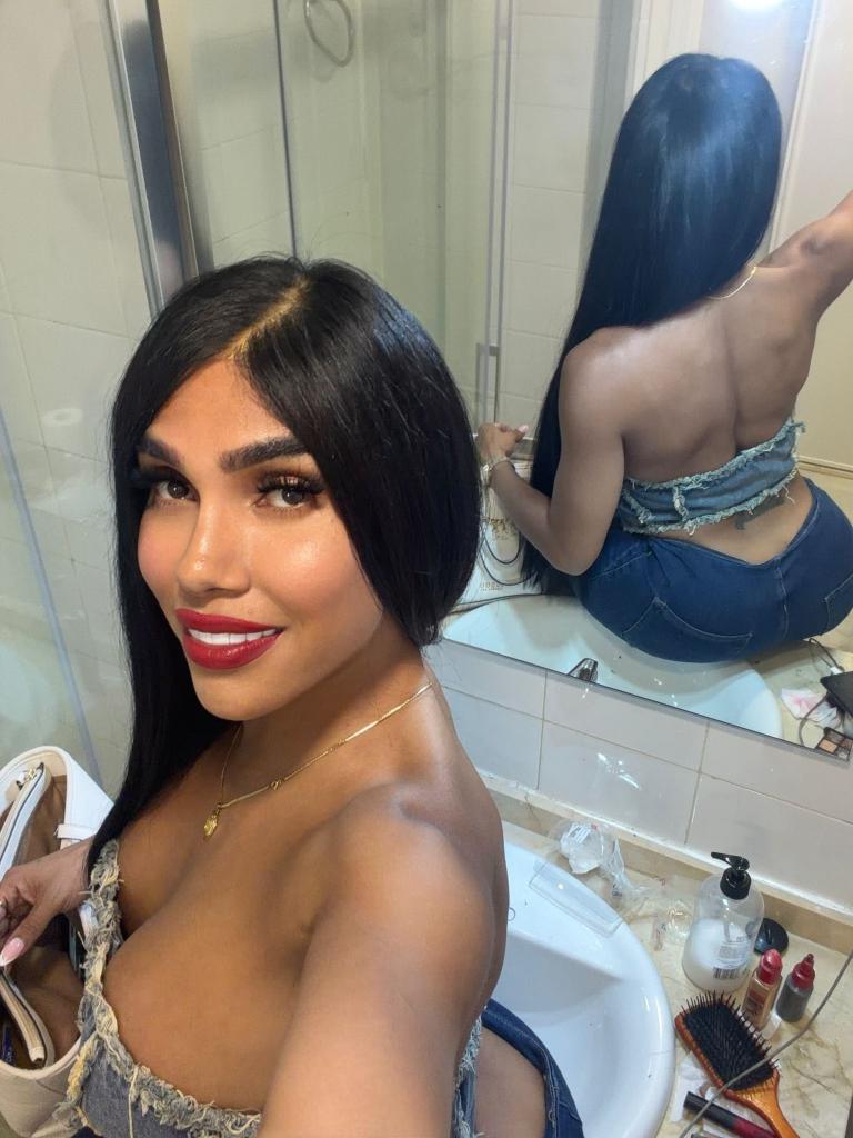 613608769: Travesti en Sevilla