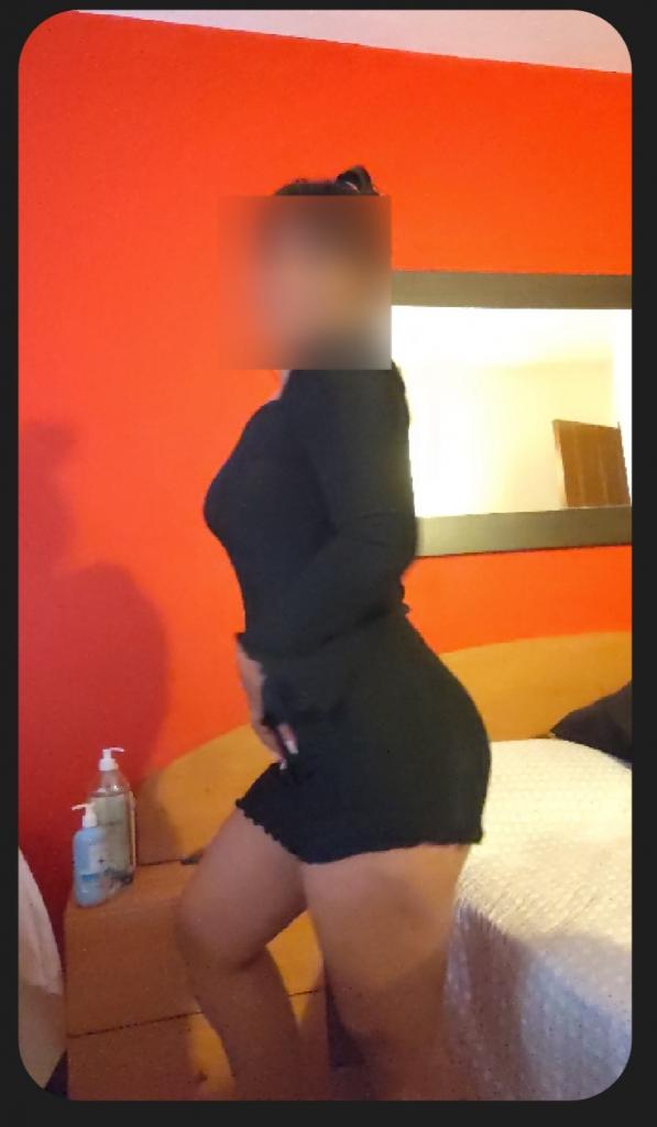 Chica busca chico en Barcelona: 