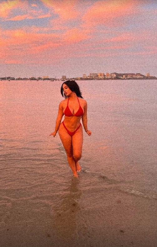 691465216: Chica busca chico en Gerona