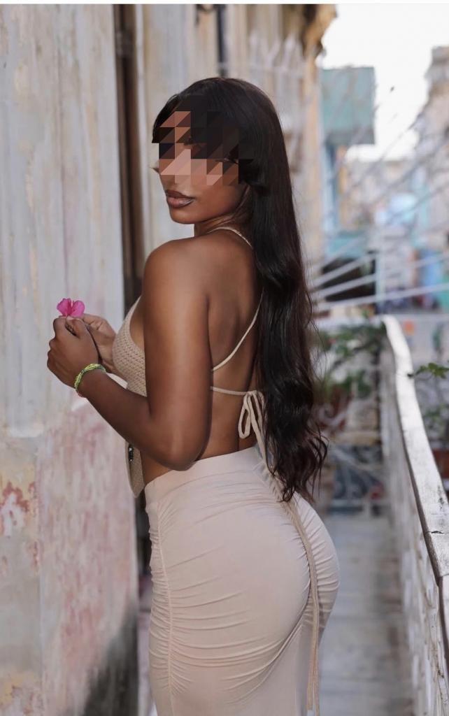 Chica busca chico en Sevilla: 
