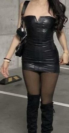 677549270: Chica busca chico en Pontevedra