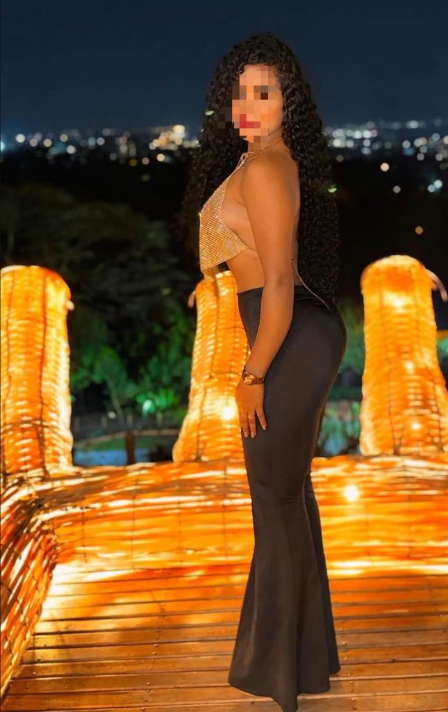 Chica busca chico en Tenerife: 
