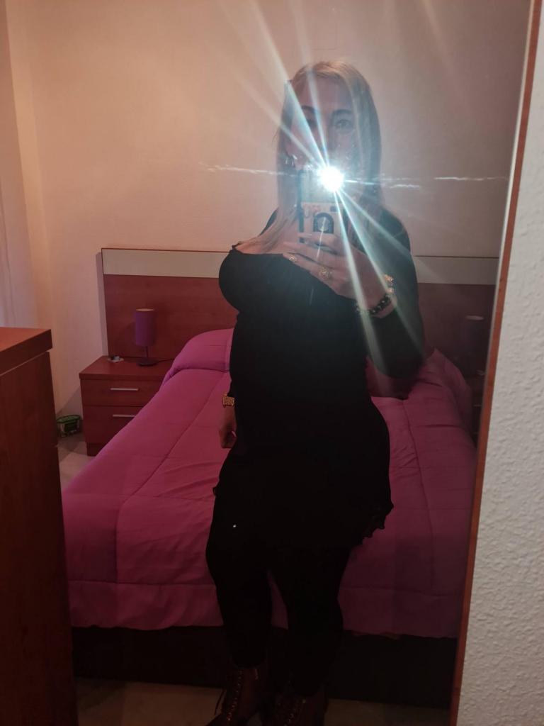 Chica busca chico en Jaén: 