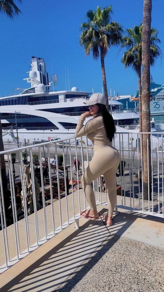 664466216: Chica busca chico en Málaga