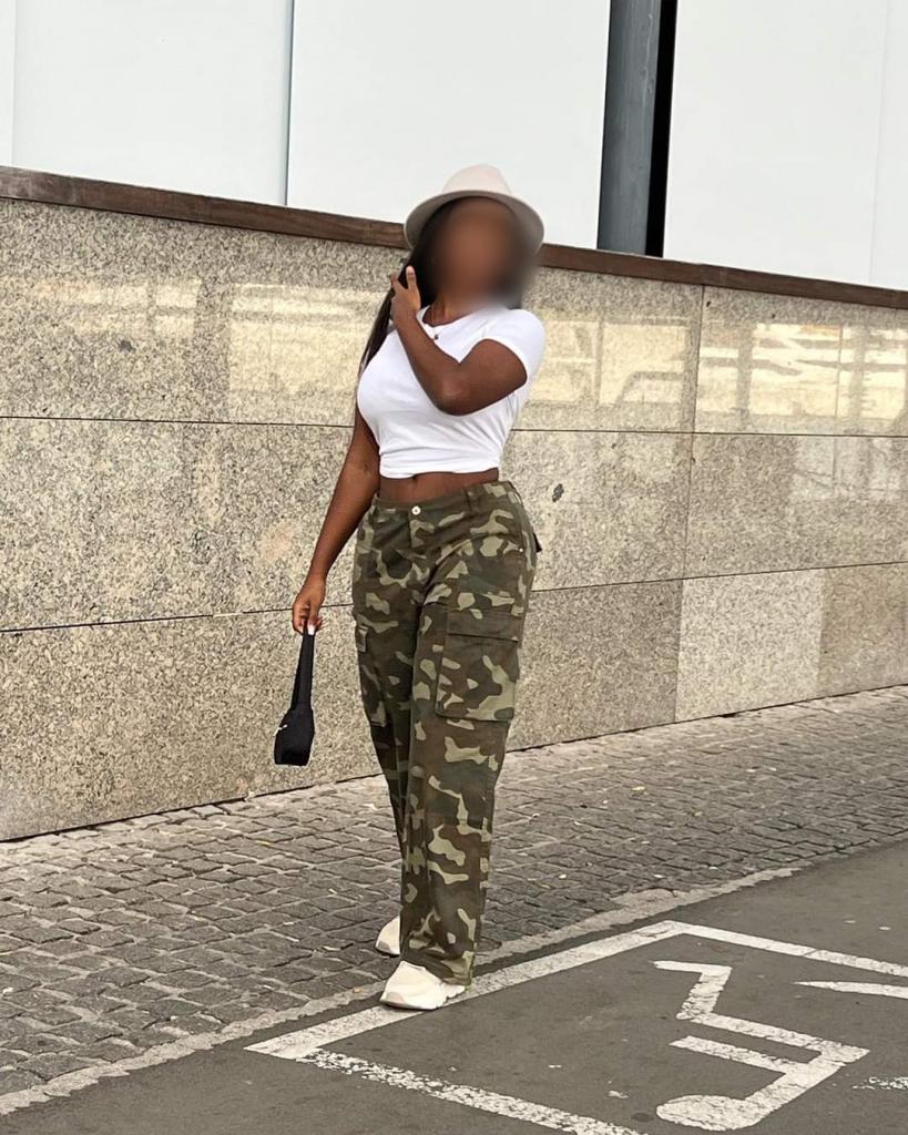 Chica busca chico en Tenerife: 