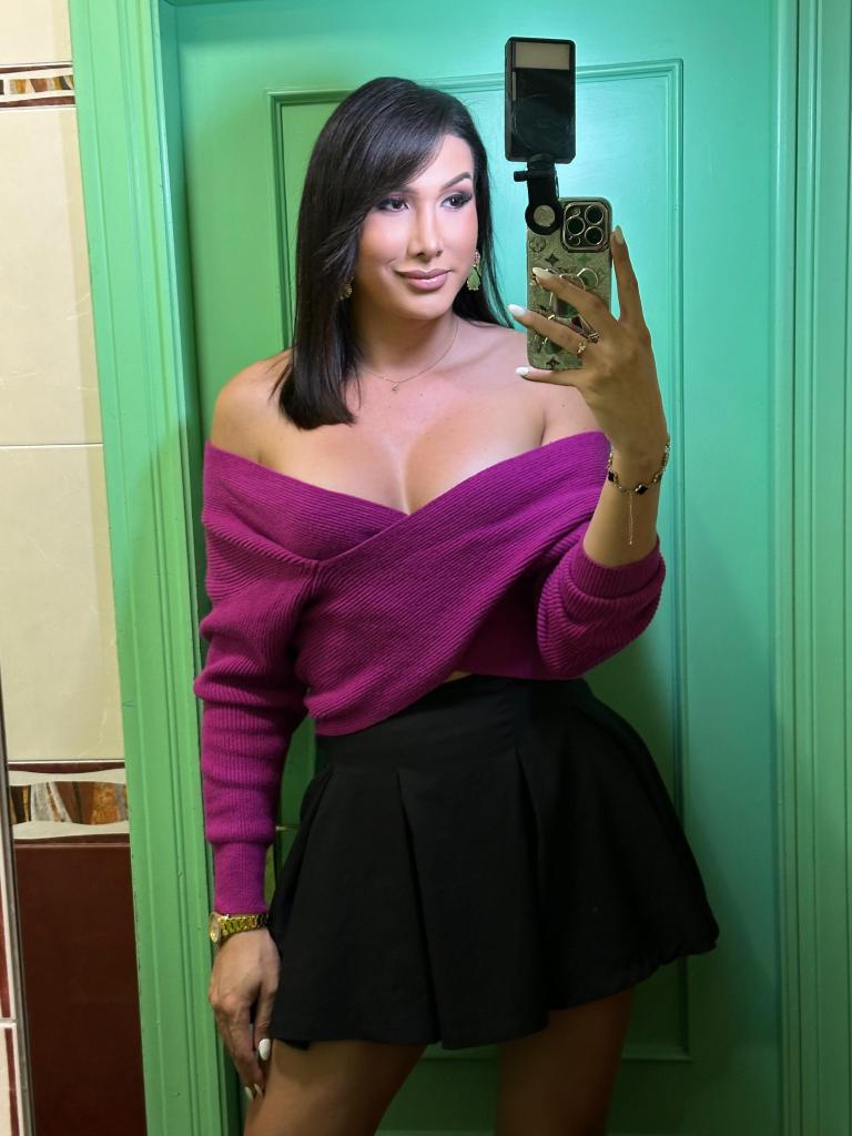647409844: Transexual en Orense