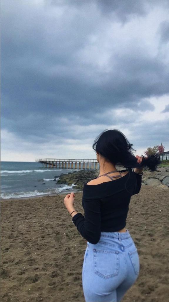Chica busca chico en Cádiz: 