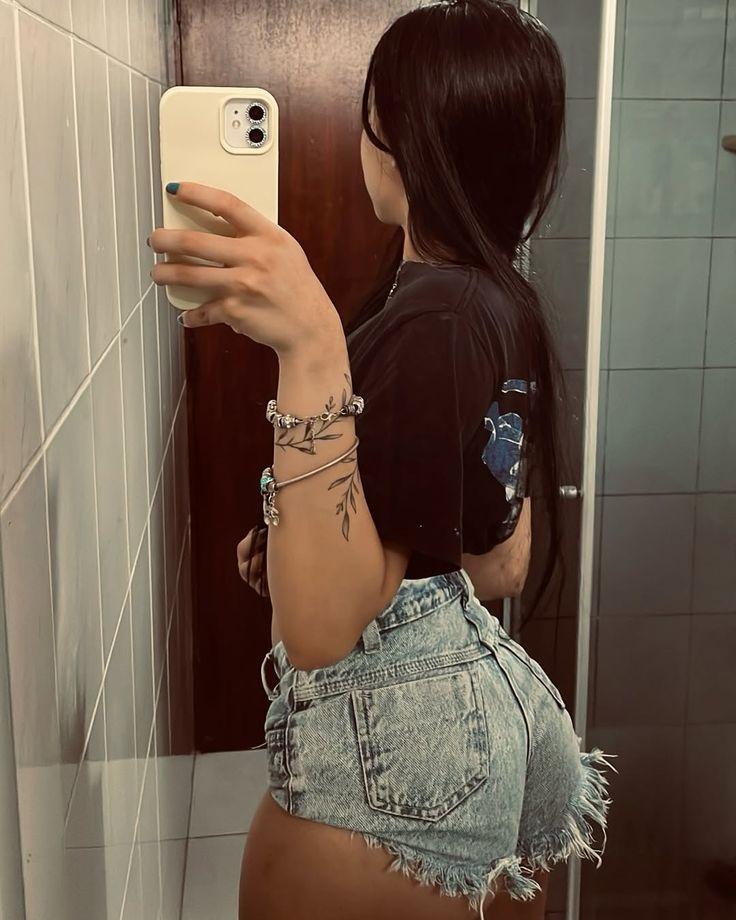 Chica busca chico en Cádiz: 
