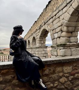 664555924: Chica busca chico en Tarragona