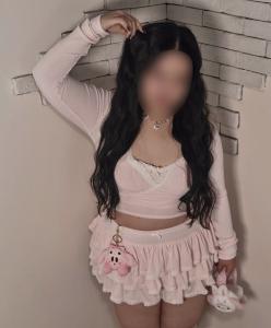 674556263: Chica busca chico en Barcelona