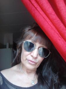 609085407: Chica busca chico en Valencia
