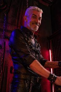 603211741: Chico busca chica en Barcelona