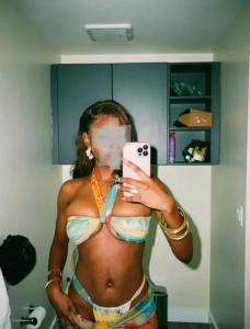631907151: Chica busca chico en Madrid