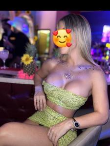 745060379: Chica busca chico en Burgos