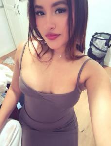 613691452: Chica busca chico en Sevilla