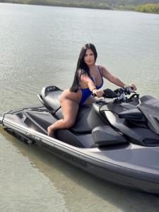 691465216: Chica busca chico en Gerona