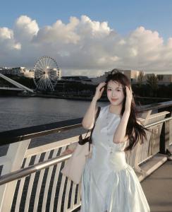 609660099: Chica busca chico en Madrid