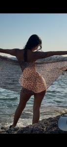 643402942: Chica busca chico en Ibiza