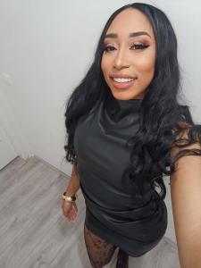 631338708: Chica busca chico en Barcelona