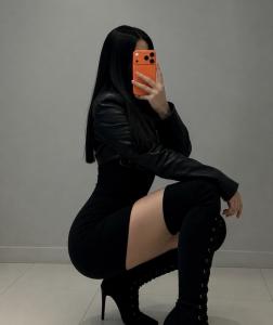 664555924: Chica busca chico en Tarragona