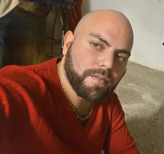 613849194: Chico busca chica en Barcelona