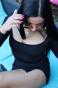 607892215: Chica busca chico en Castellón