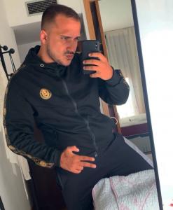 658172775: Chico busca chica en Madrid