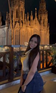 643075551: Chica busca chico en Ibiza