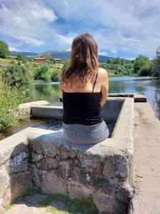 643964542: Chica busca chico en Segovia