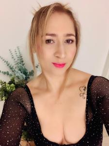 631142536: Chica busca chico en Murcia