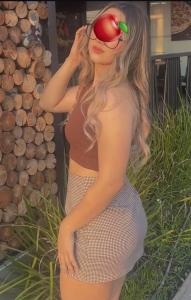 632688233: Chica busca chico en Granada