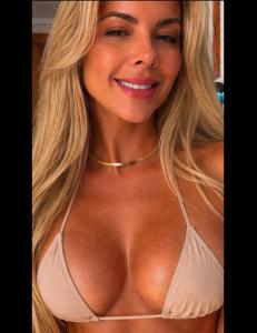 624876937: Chica busca chico en Valencia