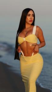 697356728: Chica busca chico en Madrid