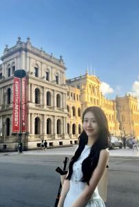 609660099: Chica busca chico en Madrid