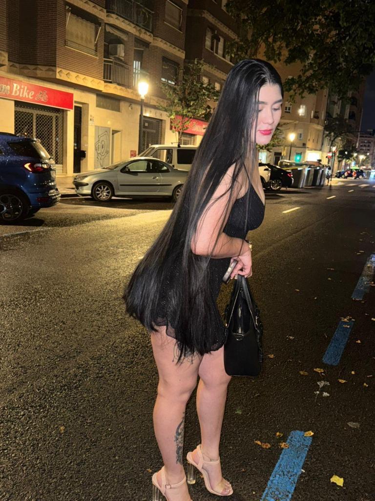 Chica busca chico en Valencia: Chica busca chico