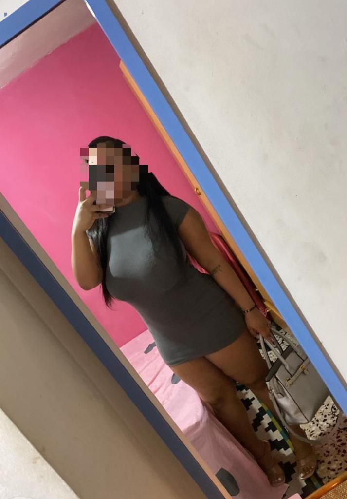 Chica busca chico en Ibiza: 