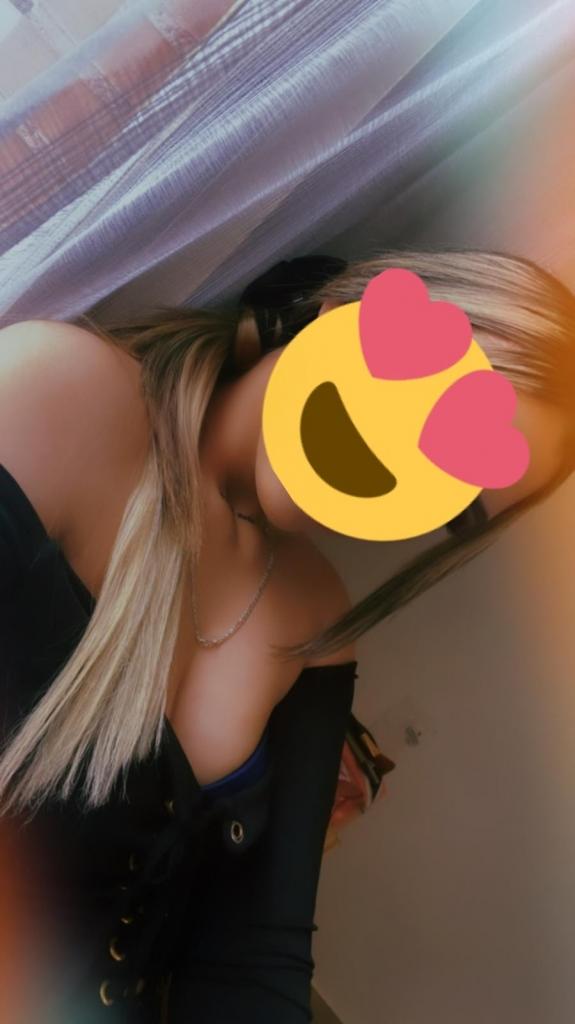 633495572: Chica busca chico en Menorca