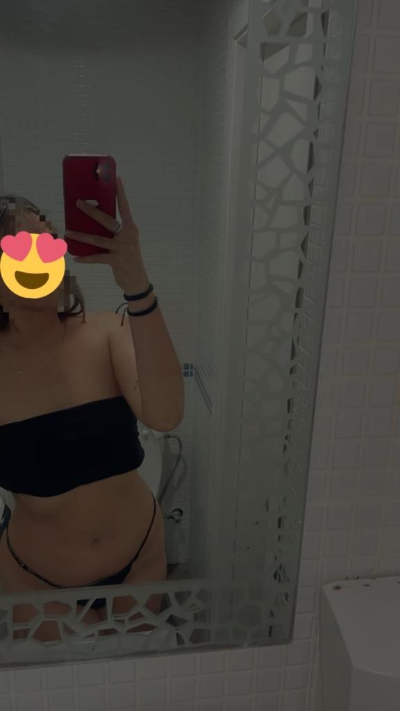 Chica busca chico en Menorca: 