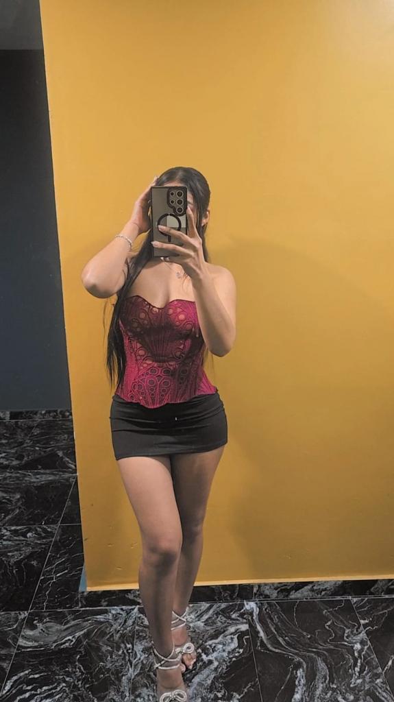 Chica busca chico en Granada: 