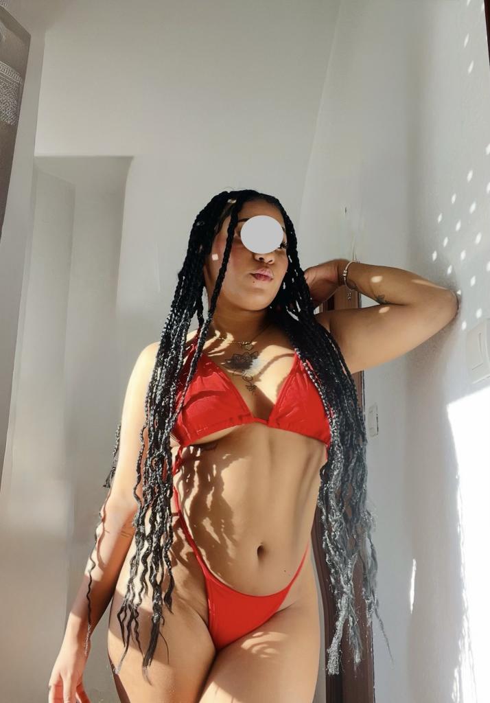 Chica busca chico en Huelva: 
