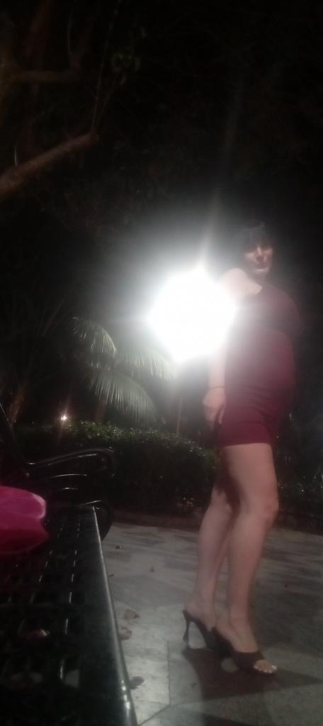 694620424: Chica busca chico en Alicante