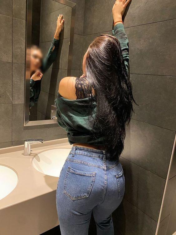Chica busca chico en Cádiz: 