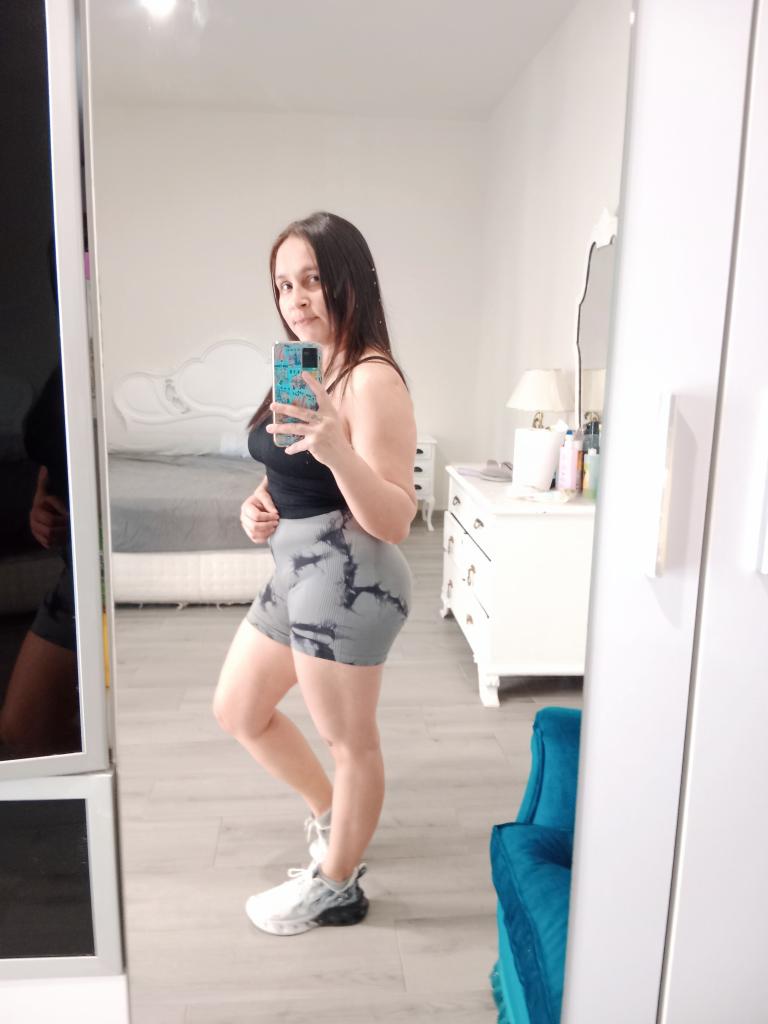 Chica busca chico en Cádiz: 