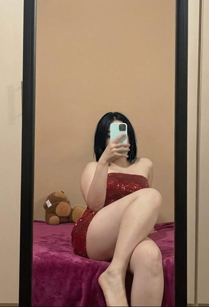 613948952: Chica busca chico en Gerona