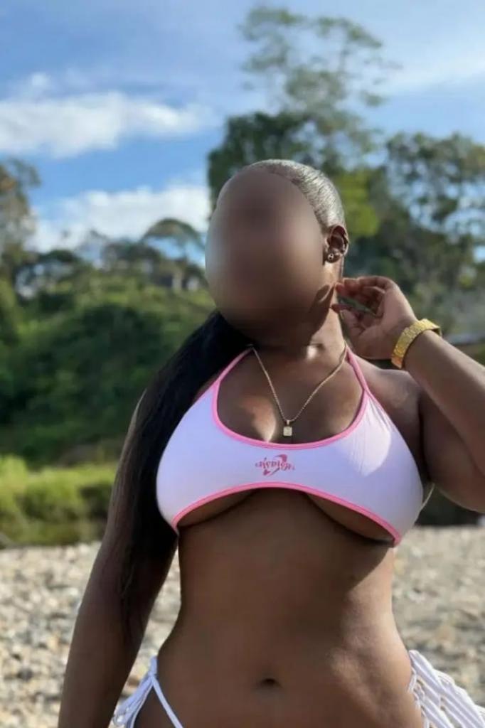 657785500: Chica busca chico en Cádiz