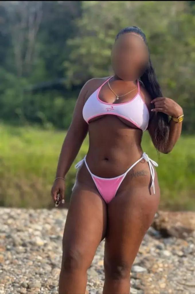 Chica busca chico en Cádiz: 