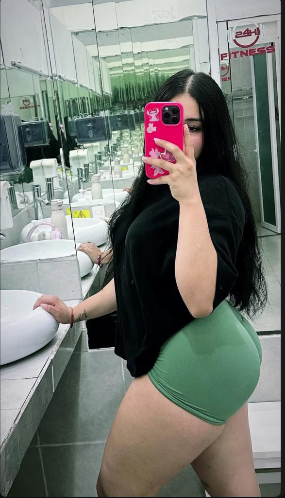 Chica busca chico en Cádiz: 